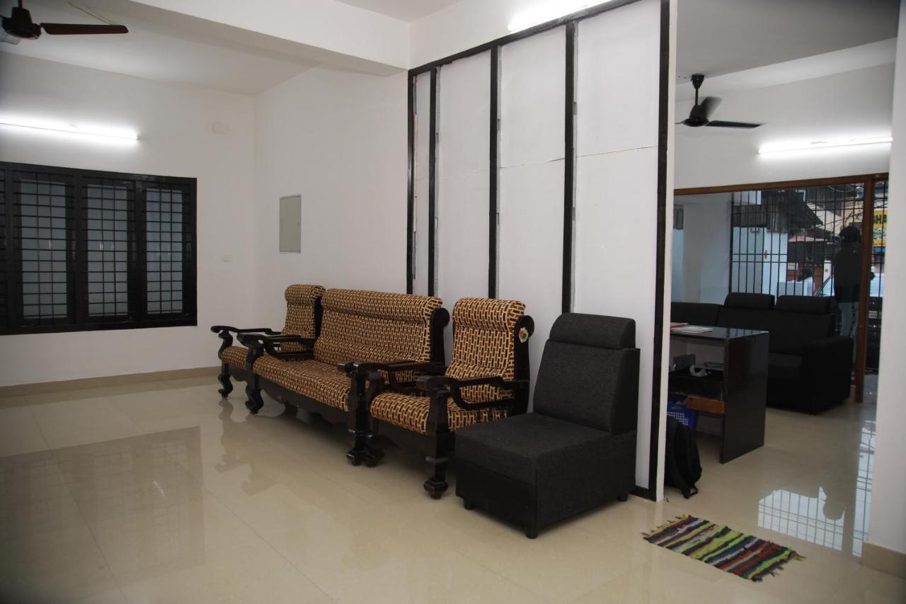 特里凡得琅 Meghna Residency酒店 外观 照片