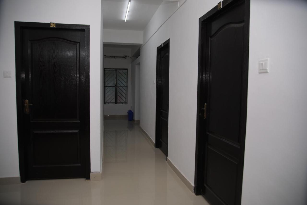 特里凡得琅 Meghna Residency酒店 外观 照片